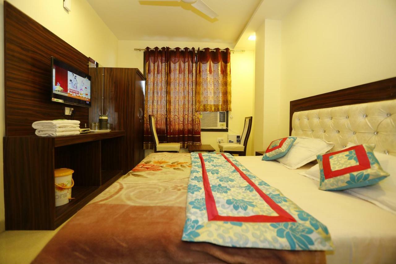 Hotel Golden Heart อัมริตสา ภายนอก รูปภาพ
