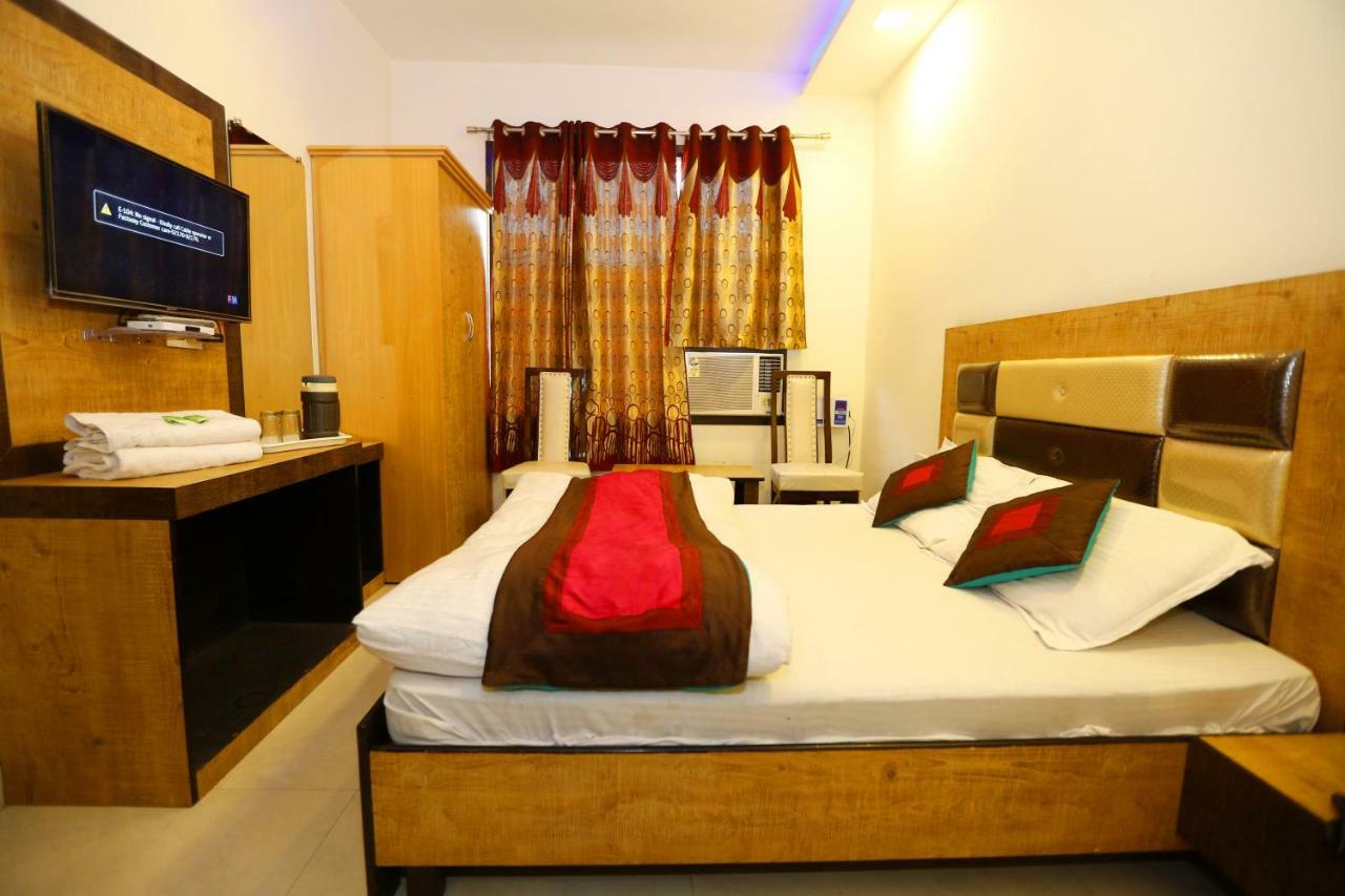 Hotel Golden Heart อัมริตสา ภายนอก รูปภาพ