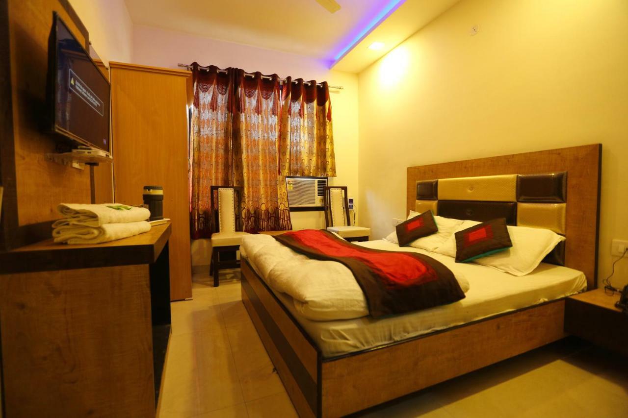 Hotel Golden Heart อัมริตสา ภายนอก รูปภาพ