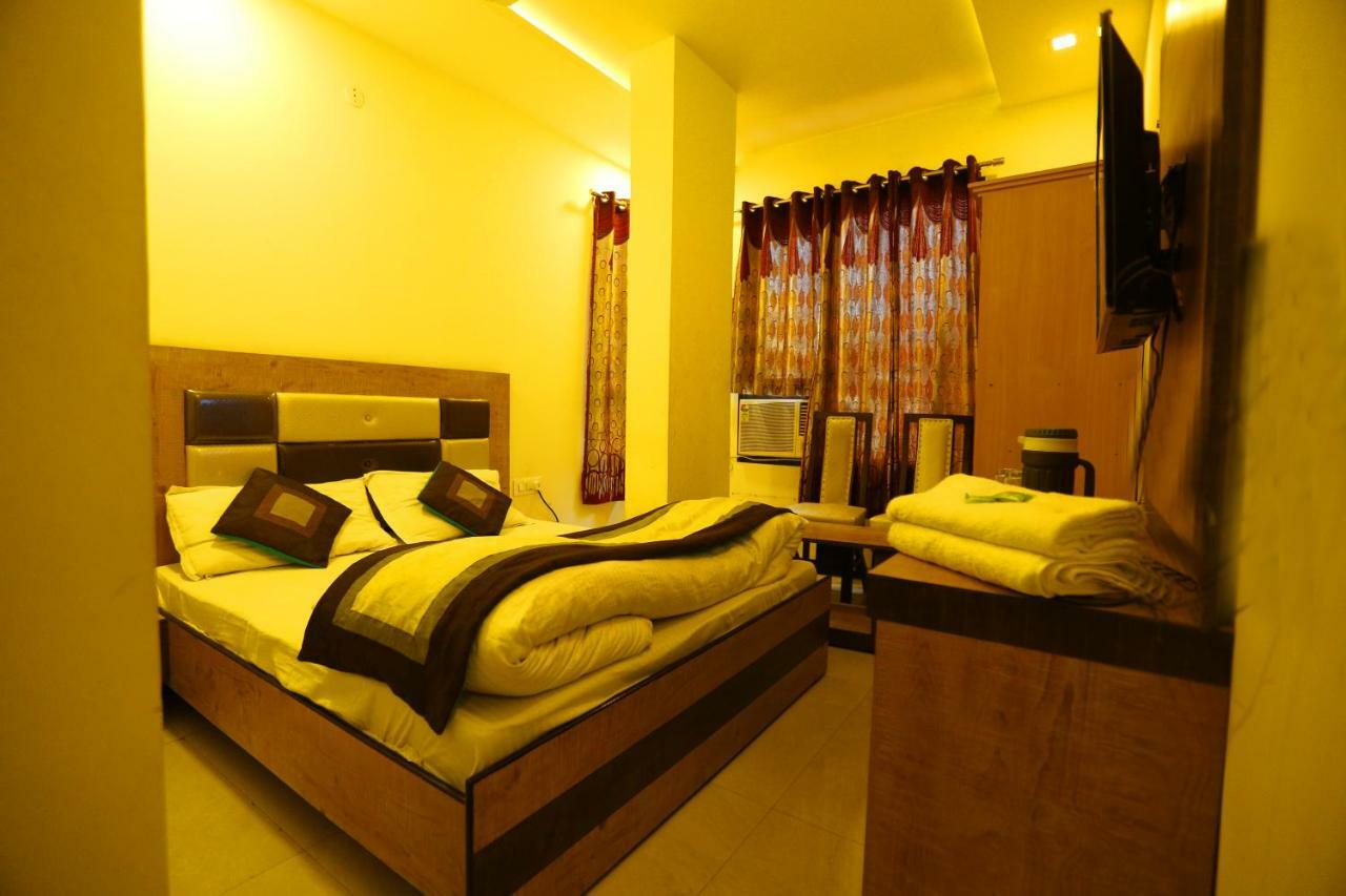 Hotel Golden Heart อัมริตสา ภายนอก รูปภาพ